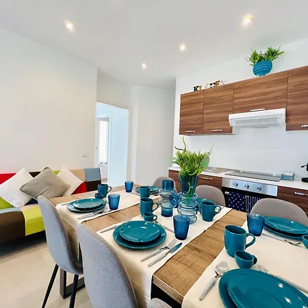 Torre Pozzillo Apartment *