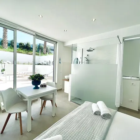 Torre Pozzillo Apartment